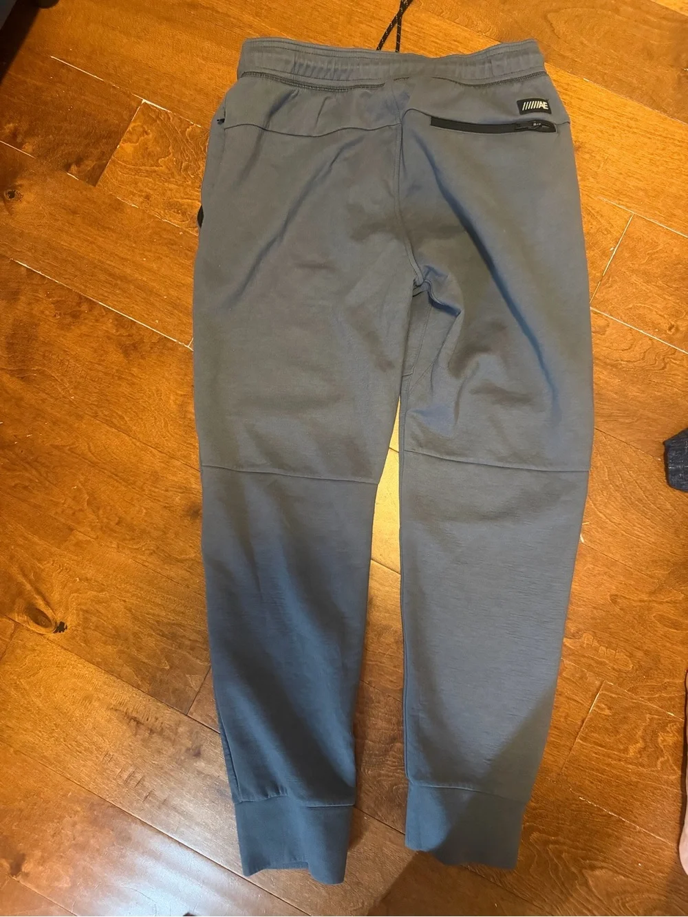 American Eagle Men’s Gray Sweatpants – Size Medium 🩶